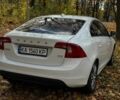 Белый Вольво С60, объемом двигателя 2 л и пробегом 221 тыс. км за 12800 $, фото 1 на Automoto.ua