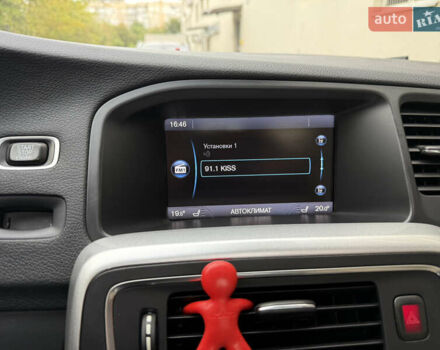 Белый Вольво С60, объемом двигателя 3 л и пробегом 155 тыс. км за 14999 $, фото 26 на Automoto.ua