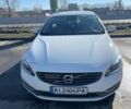 Білий Вольво С60, об'ємом двигуна 1.56 л та пробігом 274 тис. км за 9800 $, фото 1 на Automoto.ua