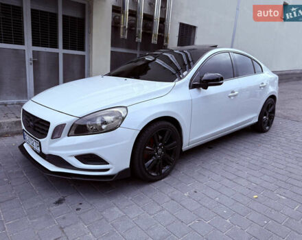Белый Вольво С60, объемом двигателя 3 л и пробегом 155 тыс. км за 14999 $, фото 10 на Automoto.ua