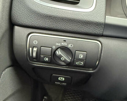 Белый Вольво С60, объемом двигателя 3 л и пробегом 155 тыс. км за 14999 $, фото 4 на Automoto.ua