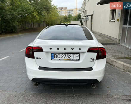 Белый Вольво С60, объемом двигателя 3 л и пробегом 155 тыс. км за 14999 $, фото 44 на Automoto.ua
