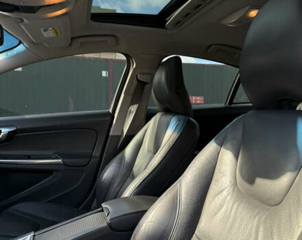 Білий Вольво С60, об'ємом двигуна 2.5 л та пробігом 266 тис. км за 7950 $, фото 12 на Automoto.ua