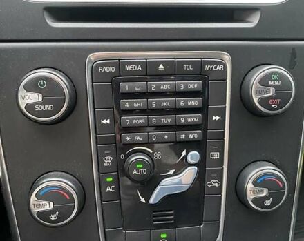 Білий Вольво С60, об'ємом двигуна 1.6 л та пробігом 330 тис. км за 10500 $, фото 4 на Automoto.ua