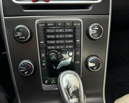 Белый Вольво С60, объемом двигателя 3 л и пробегом 155 тыс. км за 14999 $, фото 25 на Automoto.ua