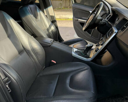 Білий Вольво С60, об'ємом двигуна 2.5 л та пробігом 266 тис. км за 7950 $, фото 13 на Automoto.ua