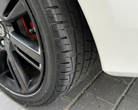 Белый Вольво С60, объемом двигателя 3 л и пробегом 155 тыс. км за 14999 $, фото 6 на Automoto.ua