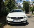 Белый Вольво С60, объемом двигателя 2.5 л и пробегом 216 тыс. км за 10991 $, фото 1 на Automoto.ua