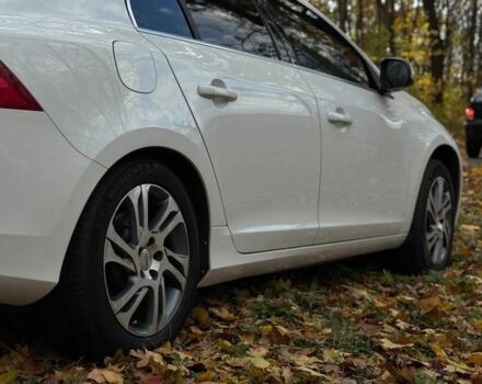 Белый Вольво С60, объемом двигателя 2 л и пробегом 221 тыс. км за 12800 $, фото 7 на Automoto.ua