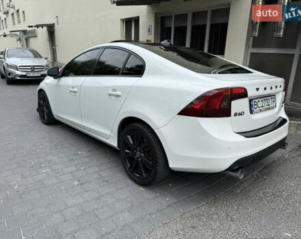 Белый Вольво С60, объемом двигателя 3 л и пробегом 155 тыс. км за 14999 $, фото 45 на Automoto.ua