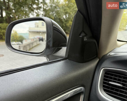 Белый Вольво С60, объемом двигателя 3 л и пробегом 155 тыс. км за 14999 $, фото 22 на Automoto.ua