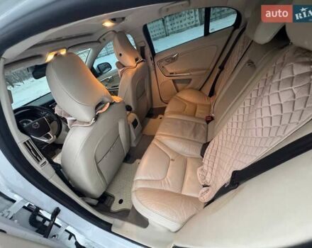 Білий Вольво С60, об'ємом двигуна 2.52 л та пробігом 103 тис. км за 12200 $, фото 20 на Automoto.ua