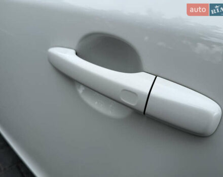 Белый Вольво С60, объемом двигателя 3 л и пробегом 155 тыс. км за 14999 $, фото 29 на Automoto.ua