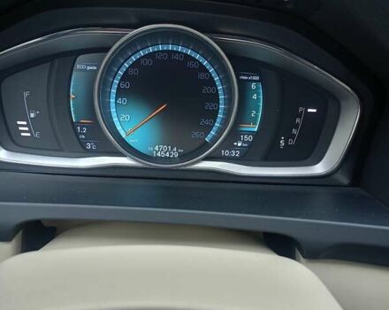 Белый Вольво С60, объемом двигателя 1.98 л и пробегом 146 тыс. км за 10500 $, фото 12 на Automoto.ua