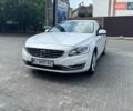 Белый Вольво С60, объемом двигателя 2.5 л и пробегом 130 тыс. км за 12500 $, фото 1 на Automoto.ua