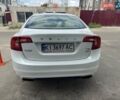Белый Вольво С60, объемом двигателя 2.5 л и пробегом 130 тыс. км за 12500 $, фото 6 на Automoto.ua