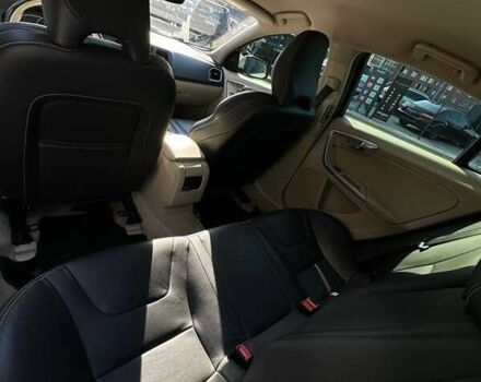 Вольво С60 2014 в Киеве на Automoto.ua Белый Вольво С60, объемом двигателя 1.97 л и пробегом 190 тыс. км за 9999 $, фото 7 на Automoto.ua