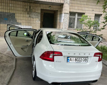 Белый Вольво С60, объемом двигателя 2 л и пробегом 218 тыс. км за 13000 $, фото 8 на Automoto.ua