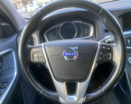 Білий Вольво С60, об'ємом двигуна 2.5 л та пробігом 250 тис. км за 11500 $, фото 14 на Automoto.ua