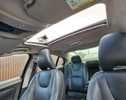 Белый Вольво С60, объемом двигателя 1.97 л и пробегом 236 тыс. км за 10200 $, фото 16 на Automoto.ua