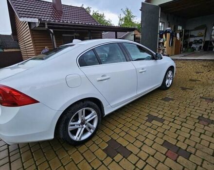 Белый Вольво С60, объемом двигателя 1.97 л и пробегом 236 тыс. км за 10200 $, фото 5 на Automoto.ua