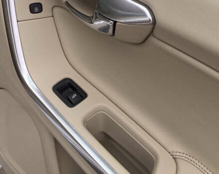 Белый Вольво С60, объемом двигателя 2 л и пробегом 260 тыс. км за 8300 $, фото 29 на Automoto.ua