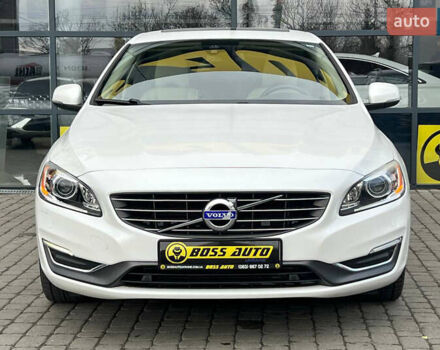 Білий Вольво С60, об'ємом двигуна 1.97 л та пробігом 176 тис. км за 13500 $, фото 1 на Automoto.ua