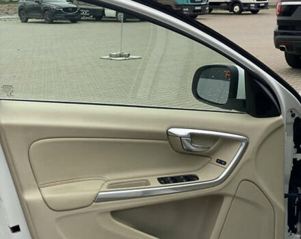 Белый Вольво С60, объемом двигателя 2 л и пробегом 260 тыс. км за 8300 $, фото 21 на Automoto.ua