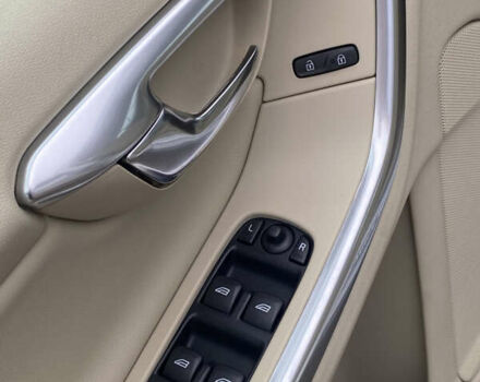 Белый Вольво С60, объемом двигателя 2 л и пробегом 260 тыс. км за 8300 $, фото 22 на Automoto.ua