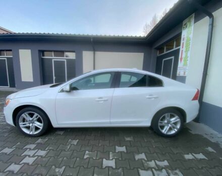 Білий Вольво С60, об'ємом двигуна 2.5 л та пробігом 250 тис. км за 11500 $, фото 5 на Automoto.ua