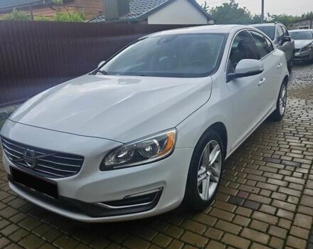 Белый Вольво С60, объемом двигателя 1.97 л и пробегом 236 тыс. км за 10200 $, фото 1 на Automoto.ua