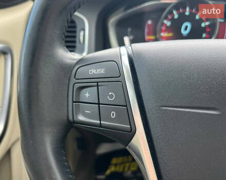 Білий Вольво С60, об'ємом двигуна 1.97 л та пробігом 176 тис. км за 13500 $, фото 8 на Automoto.ua