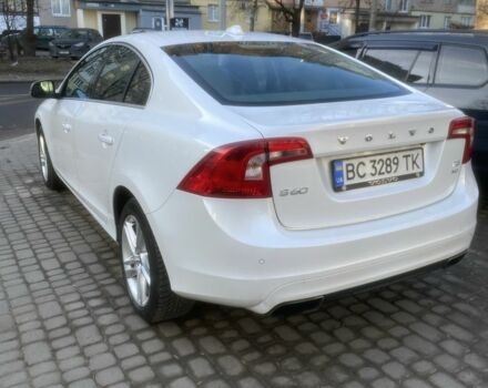 Білий Вольво С60, об'ємом двигуна 2.5 л та пробігом 250 тис. км за 11500 $, фото 4 на Automoto.ua