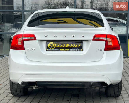 Білий Вольво С60, об'ємом двигуна 1.97 л та пробігом 176 тис. км за 13500 $, фото 5 на Automoto.ua