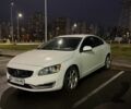 Белый Вольво С60, объемом двигателя 2 л и пробегом 147 тыс. км за 9900 $, фото 1 на Automoto.ua