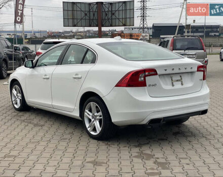 Белый Вольво С60, объемом двигателя 2 л и пробегом 260 тыс. км за 8300 $, фото 6 на Automoto.ua