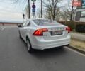 Белый Вольво С60, объемом двигателя 2.52 л и пробегом 314 тыс. км за 11600 $, фото 3 на Automoto.ua