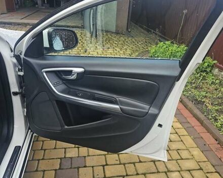 Білий Вольво С60, об'ємом двигуна 1.97 л та пробігом 237 тис. км за 9700 $, фото 12 на Automoto.ua