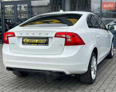 Білий Вольво С60, об'ємом двигуна 1.97 л та пробігом 176 тис. км за 13500 $, фото 6 на Automoto.ua