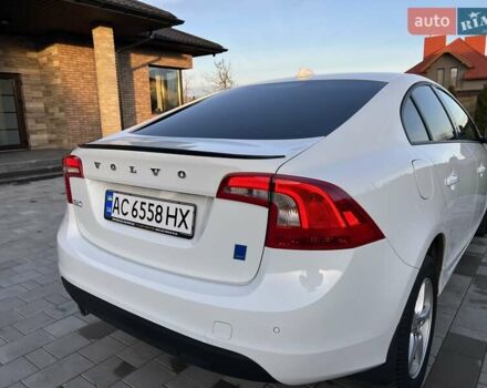 Білий Вольво С60, об'ємом двигуна 2 л та пробігом 190 тис. км за 13990 $, фото 15 на Automoto.ua