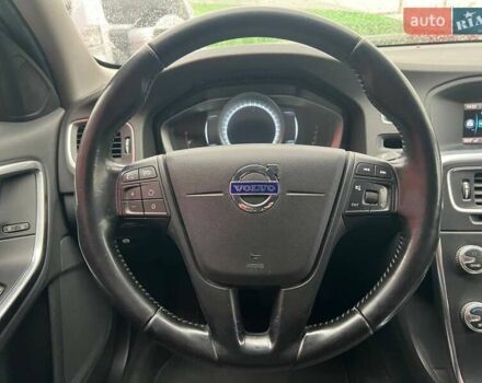 Белый Вольво С60, объемом двигателя 1.98 л и пробегом 215 тыс. км за 12690 $, фото 14 на Automoto.ua