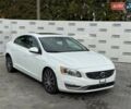 Белый Вольво С60, объемом двигателя 2.52 л и пробегом 118 тыс. км за 8900 $, фото 1 на Automoto.ua