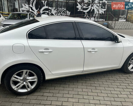 Белый Вольво С60, объемом двигателя 1.97 л и пробегом 178 тыс. км за 14300 $, фото 13 на Automoto.ua