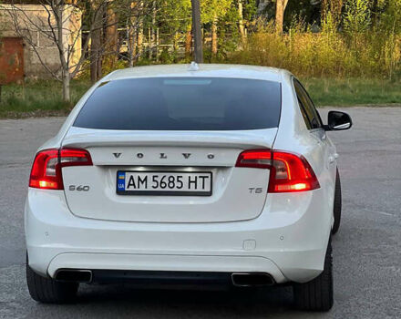 Белый Вольво С60, объемом двигателя 1.97 л и пробегом 246 тыс. км за 12350 $, фото 9 на Automoto.ua