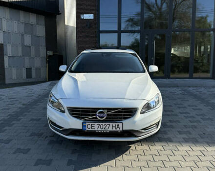 Белый Вольво С60, объемом двигателя 1.97 л и пробегом 176 тыс. км за 13500 $, фото 1 на Automoto.ua