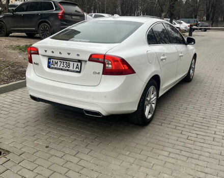 Белый Вольво С60, объемом двигателя 1.97 л и пробегом 178 тыс. км за 14300 $, фото 3 на Automoto.ua