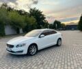 Белый Вольво С60, объемом двигателя 1.97 л и пробегом 160 тыс. км за 12899 $, фото 1 на Automoto.ua