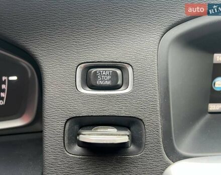 Белый Вольво С60, объемом двигателя 1.98 л и пробегом 215 тыс. км за 12690 $, фото 23 на Automoto.ua