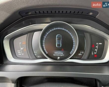 Белый Вольво С60, объемом двигателя 2.52 л и пробегом 118 тыс. км за 8900 $, фото 15 на Automoto.ua