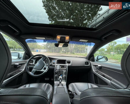 Белый Вольво С60, объемом двигателя 2.95 л и пробегом 162 тыс. км за 14900 $, фото 5 на Automoto.ua